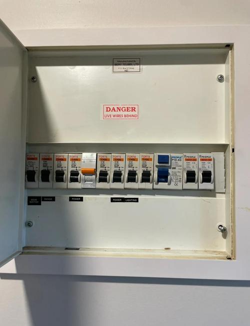 收藏丨教你识别三级配电二级漏保、一机一闸一漏一箱!